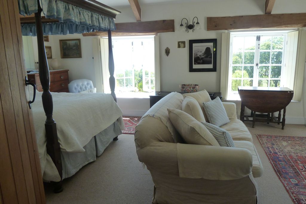 Cove Cottage gallery - Gallery