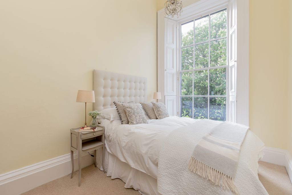 23 Saxe Coburg Place gallery - Gallery