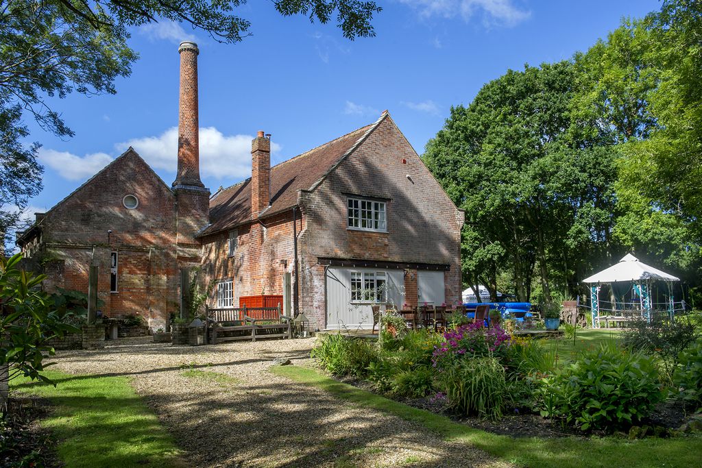 Brickworks House - Gallery