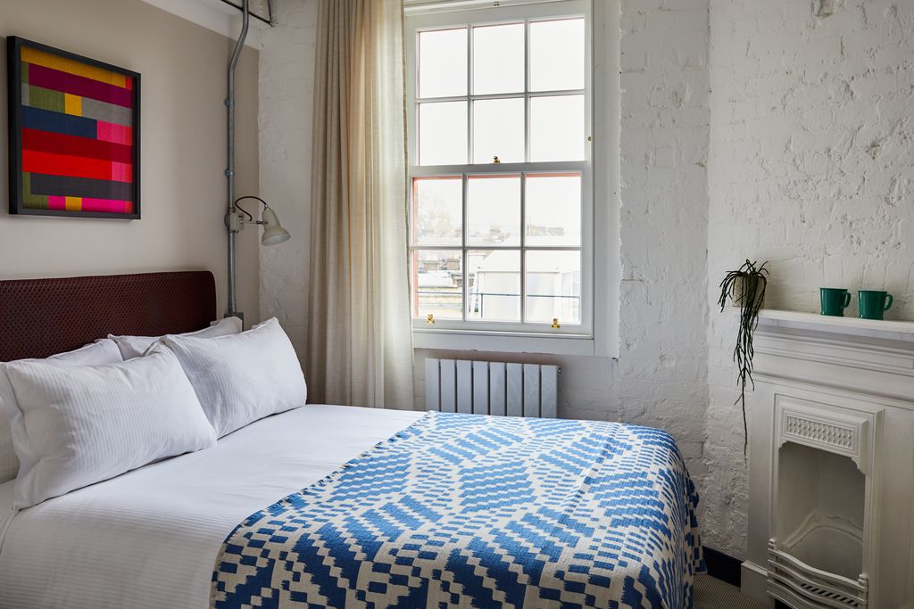 Places To Stay In London Self Catering Hotels B Bs Inns