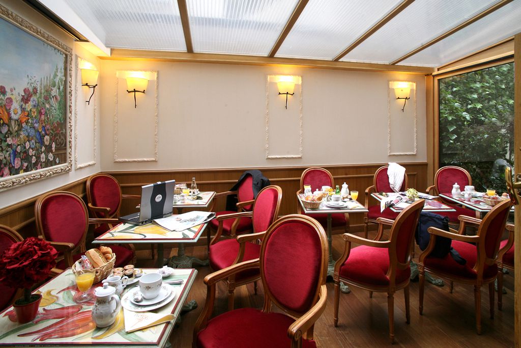 Hôtel Gavarni gallery - Gallery