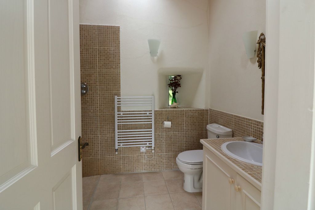 Courtyard Cottage gallery - Gallery