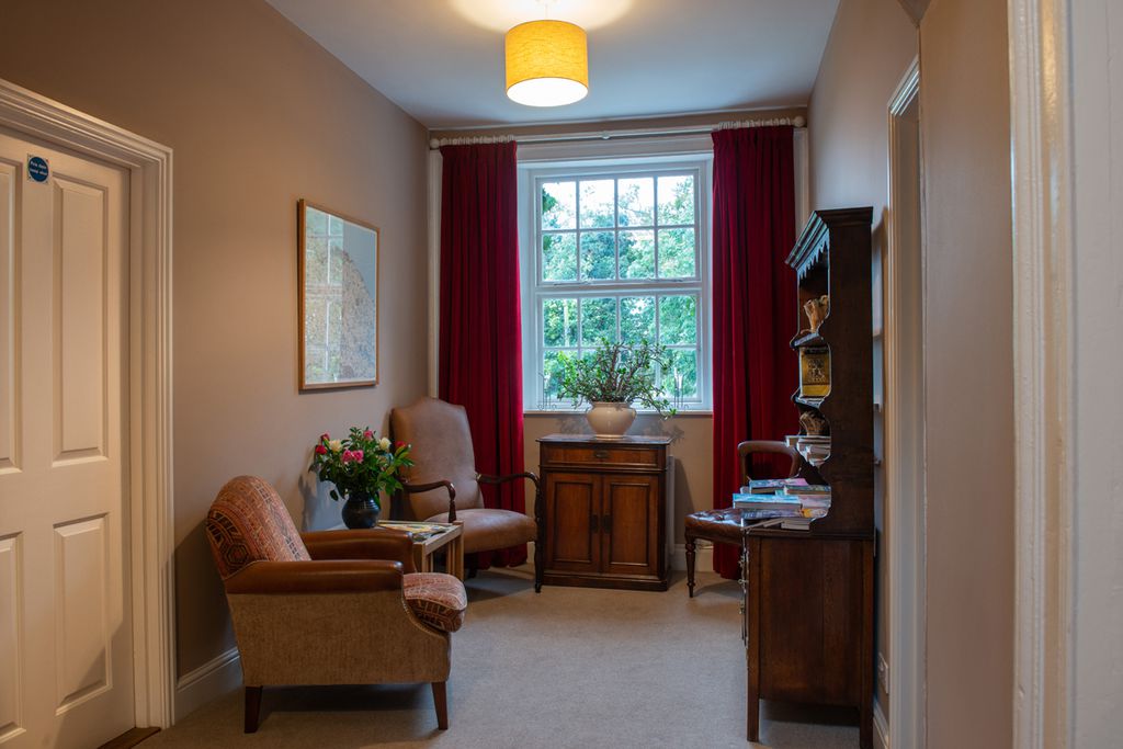 Saracens Head gallery - Gallery