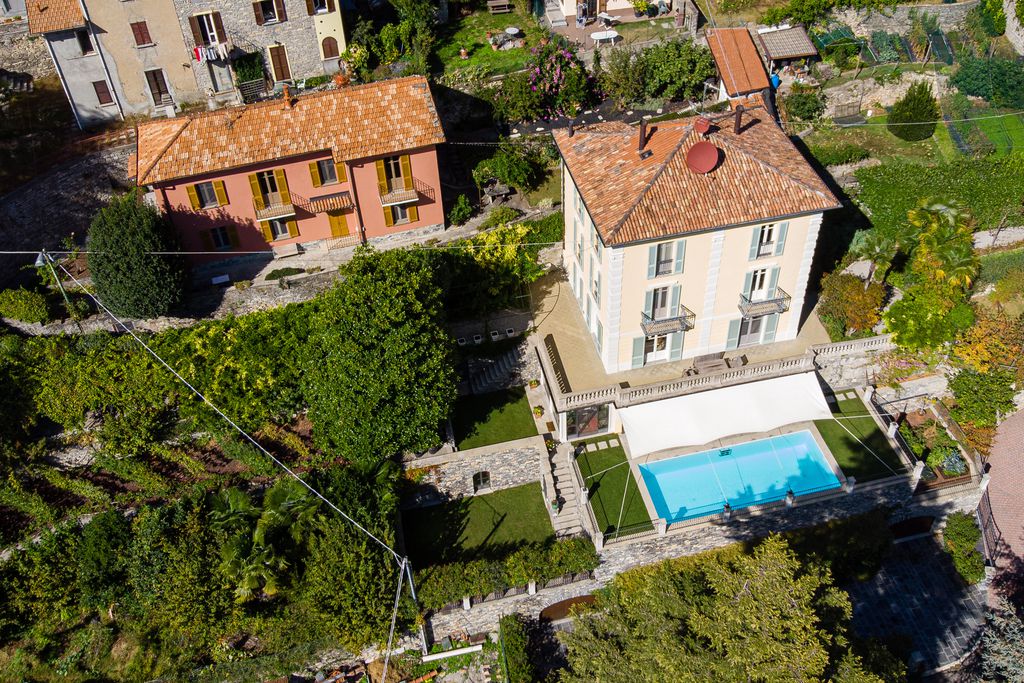 Villa by Lake Como gallery - Gallery