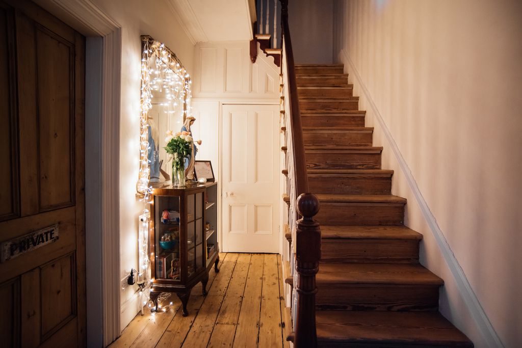 The Curious Cabinet gallery - Gallery