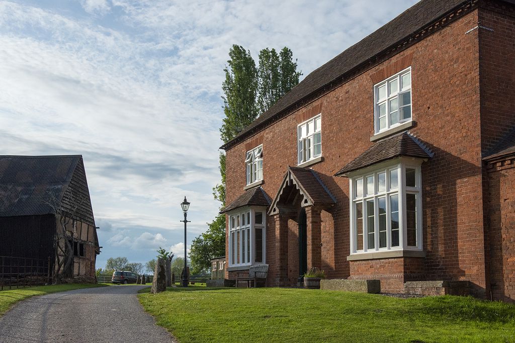 Huntlands Farm gallery - Gallery