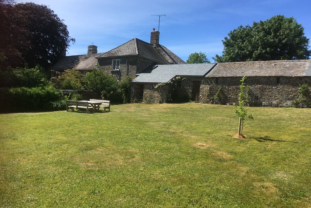 Affeton Barton gallery - Gallery