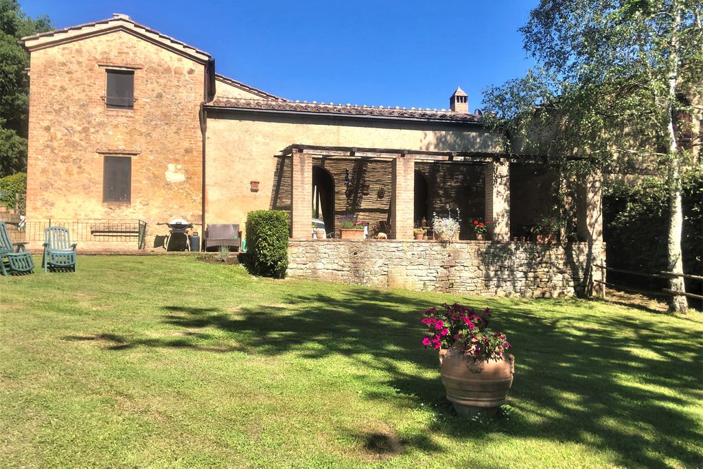 Cortile del Pozzo gallery - Gallery