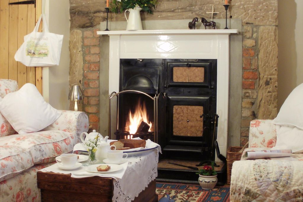 Newt Cottage at Hunting Hall gallery - Gallery