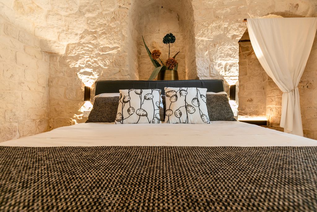 Villas in Bari and special places to stay Sawday's