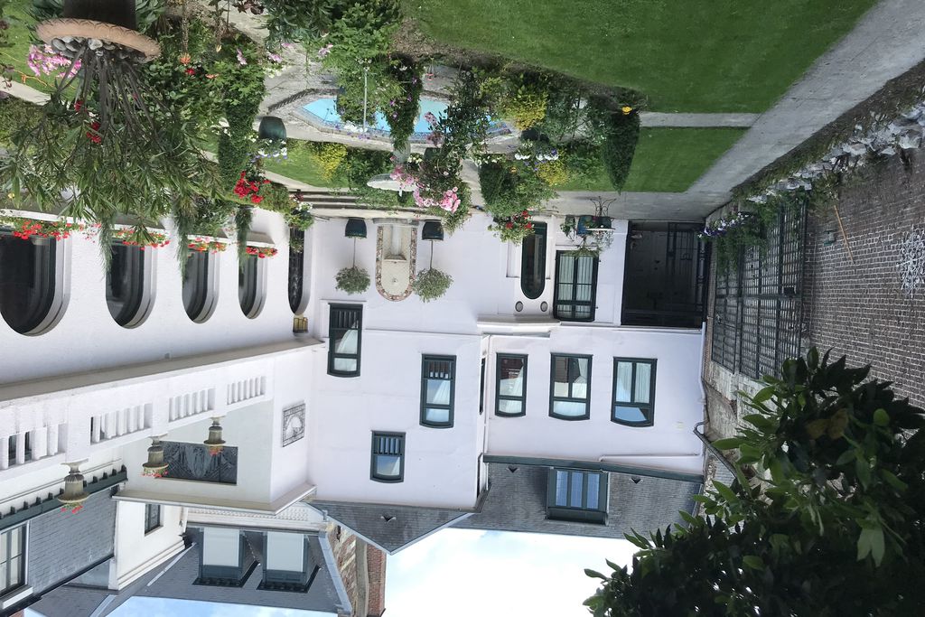 Le Macassar gallery - Gallery