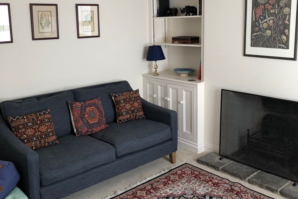 Winchester Canalside Cottage gallery - Gallery