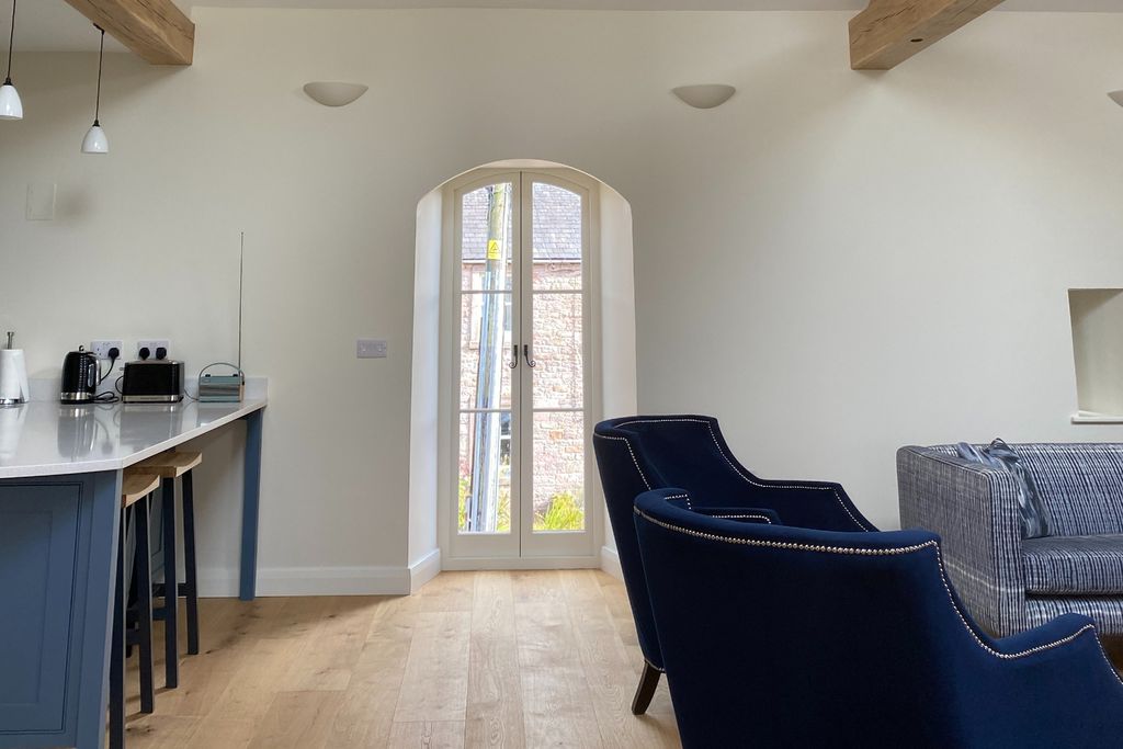 Moon Barn gallery - Gallery