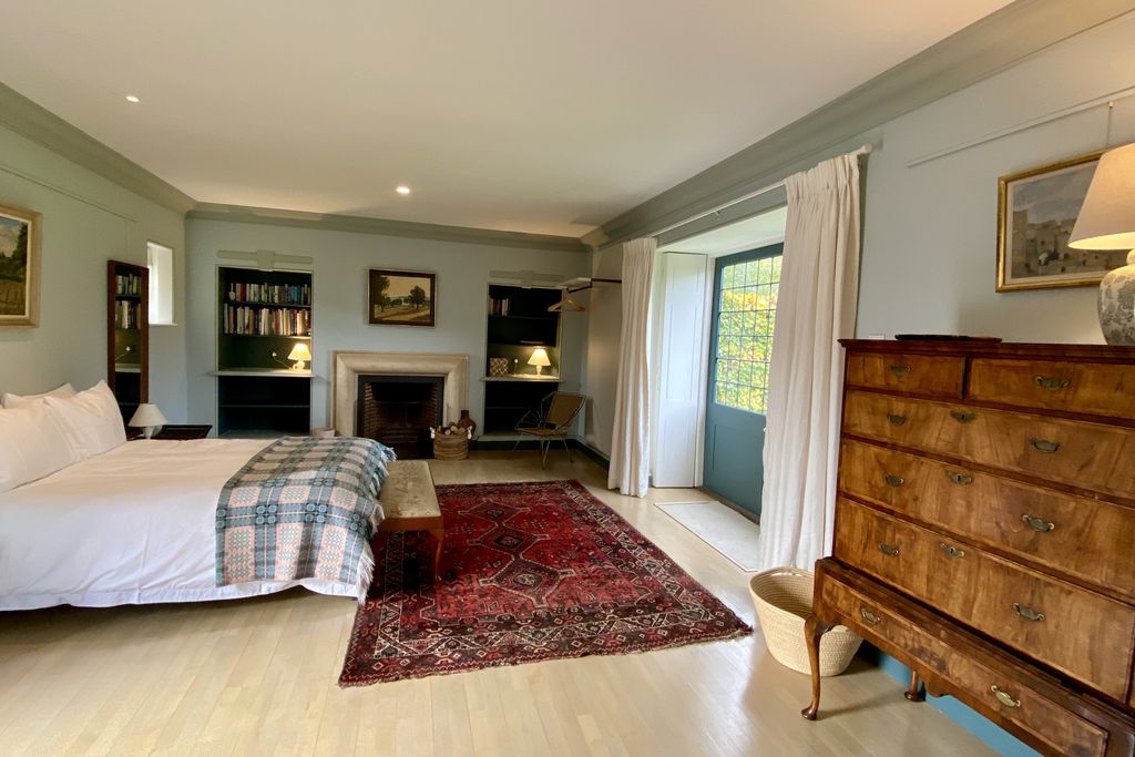The Studio gallery - Gallery