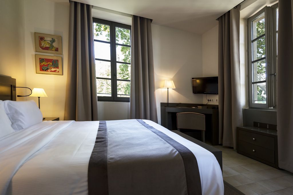 La Bastide de Boulbon gallery - Gallery
