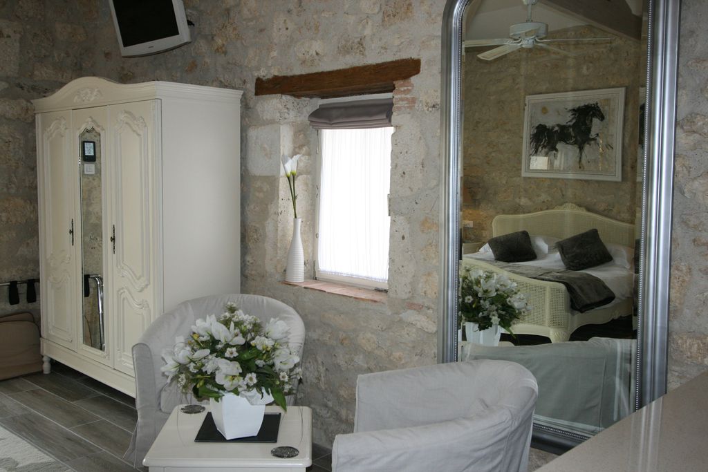 Domaine de Pine - Gatekeeper's Cottage gallery - Gallery