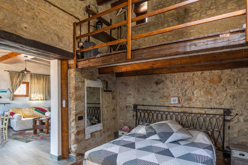 Malandrino Cottage gallery - Gallery