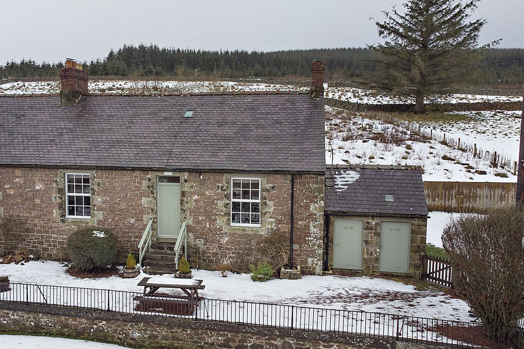 Chaffinch Cottage, Kidlandlee gallery - Gallery