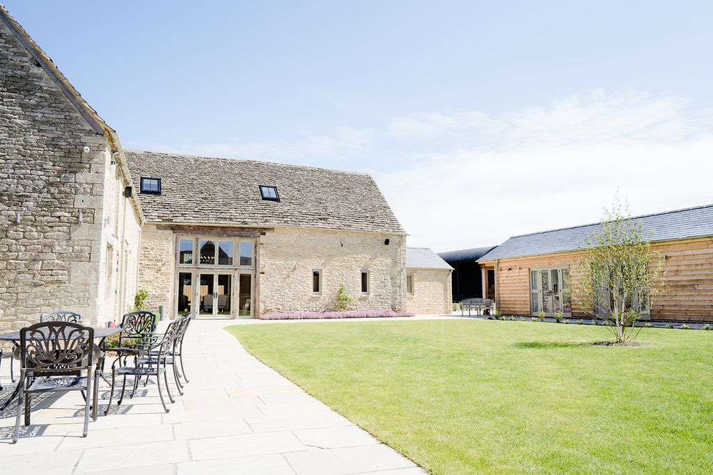 Rymonds Barn at Caswell House gallery - Gallery