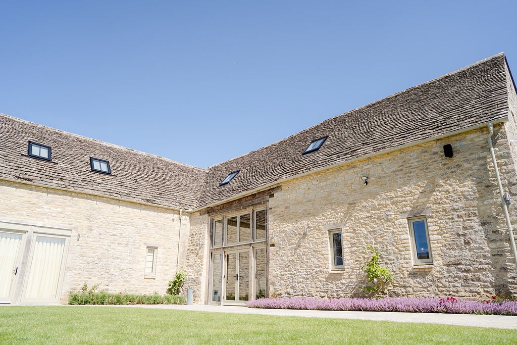 Rymonds Barn at Caswell House gallery - Gallery