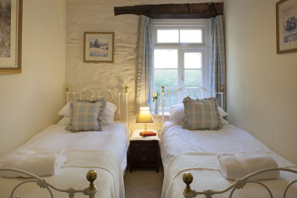 Laurel, Elm and Jasmine Cottage at Treworgey gallery - Gallery