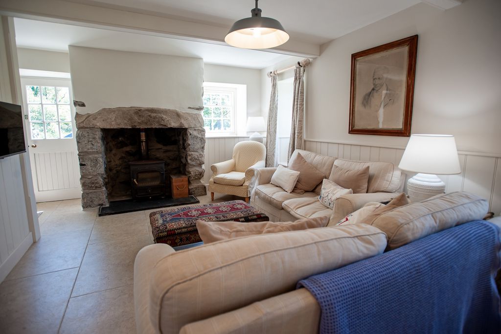 Otter Cottage gallery - Gallery