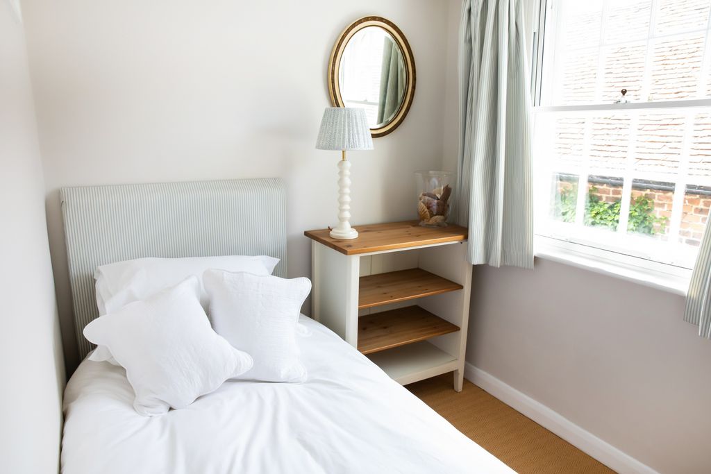 Scallop Cottage gallery - Gallery