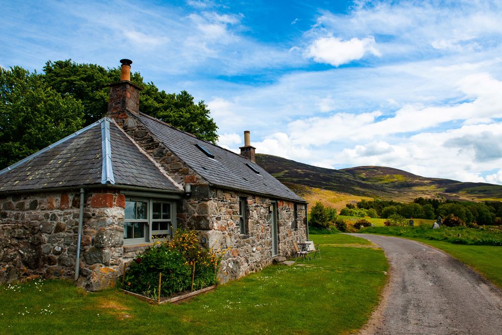 Colmeallie Bothy - Gallery