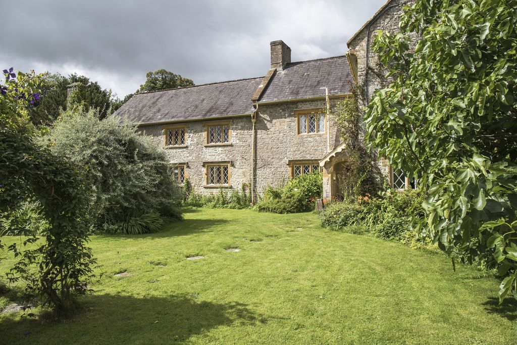 Manor Farmhouse, Minterne - Gallery