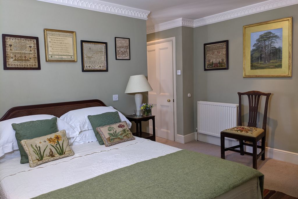 Clapton Manor gallery - Gallery