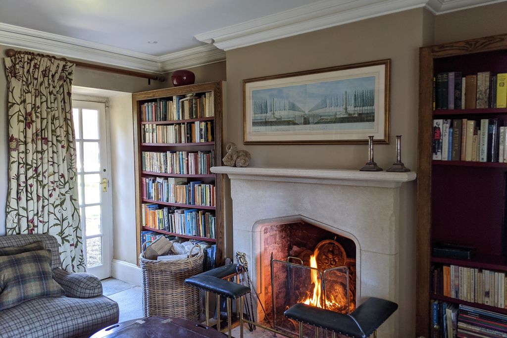 Clapton Manor gallery - Gallery