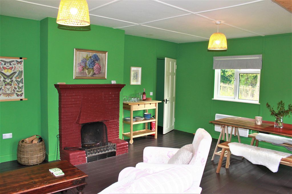 Riverside Cabin gallery - Gallery