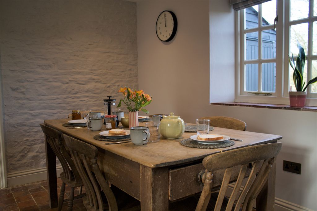 River Cottage gallery - Gallery