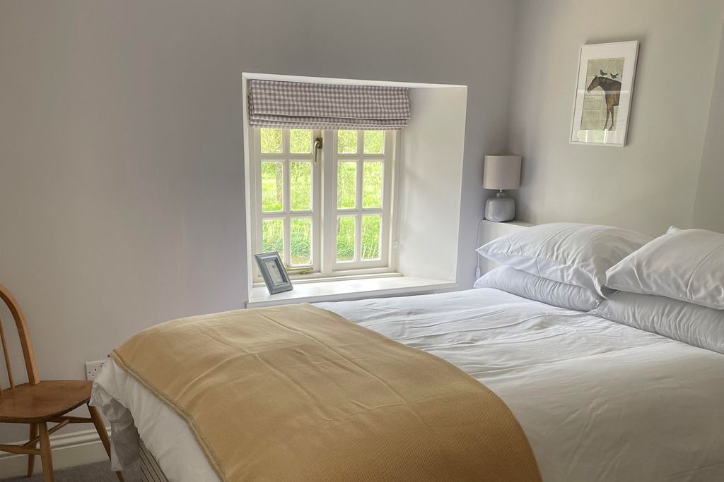 River Cottage gallery - Gallery