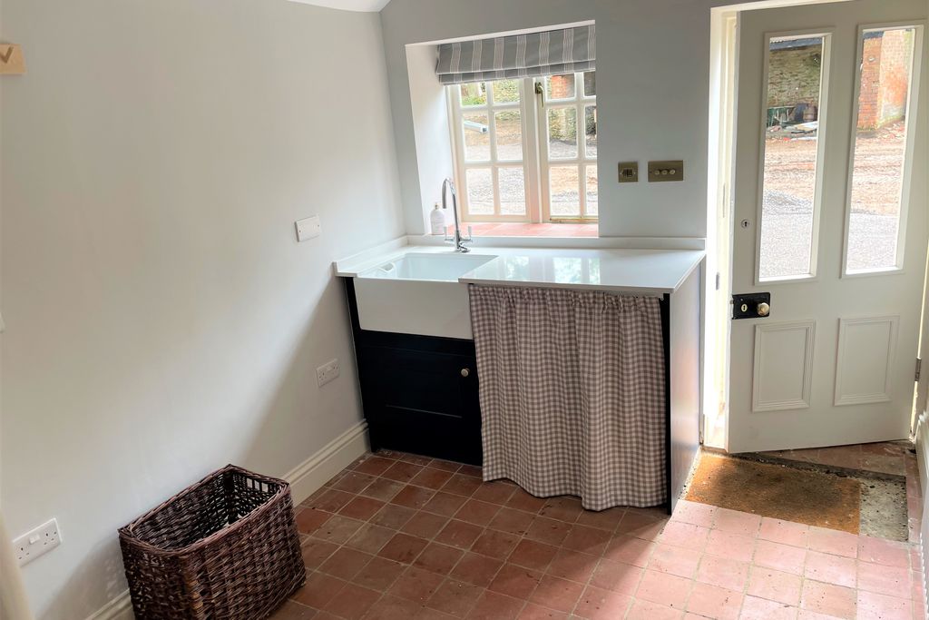 River Cottage gallery - Gallery