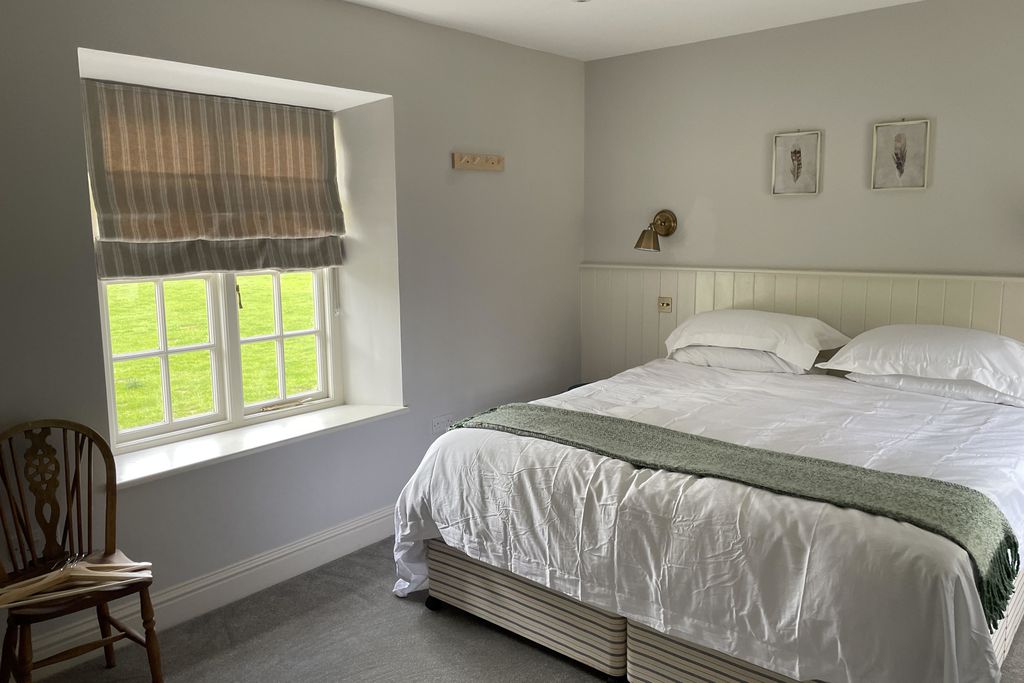 River Cottage gallery - Gallery