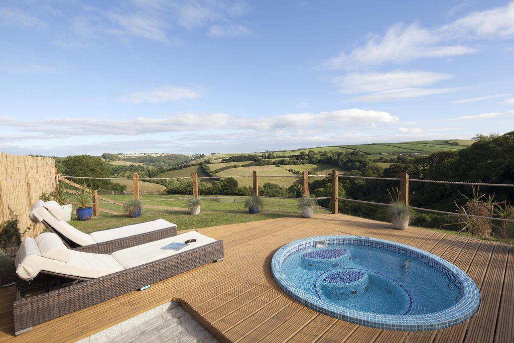 Leyland Farmhouse gallery - Gallery