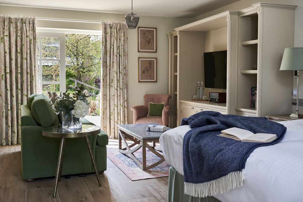 The Montagu Arms gallery - Gallery