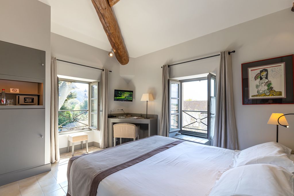 La Bastide de Boulbon gallery - Gallery