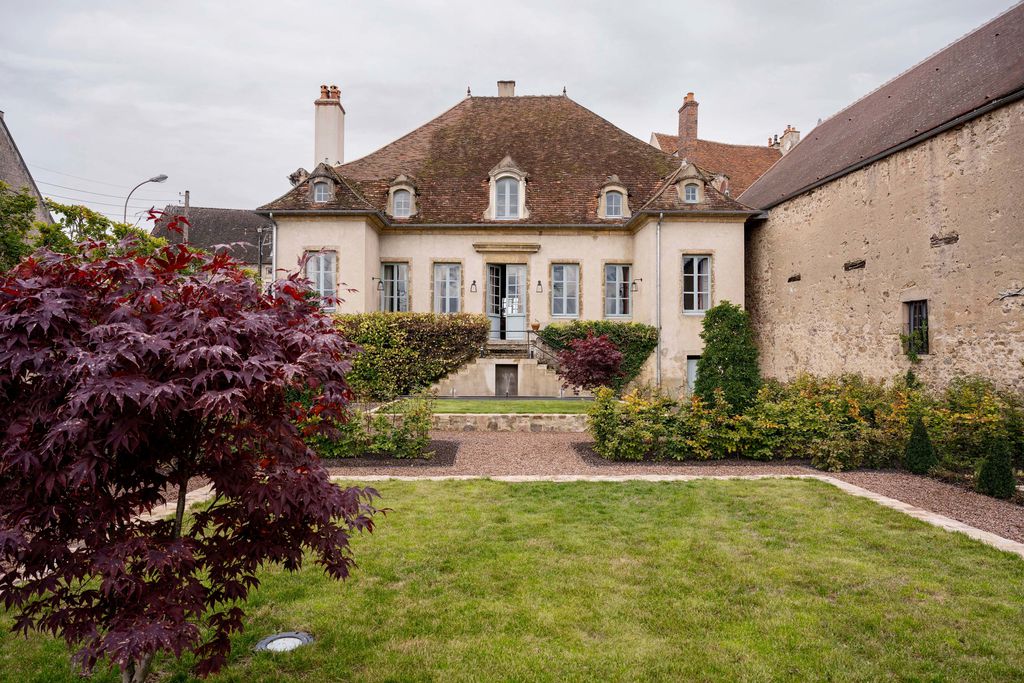 Town House in Saulieu - Gallery