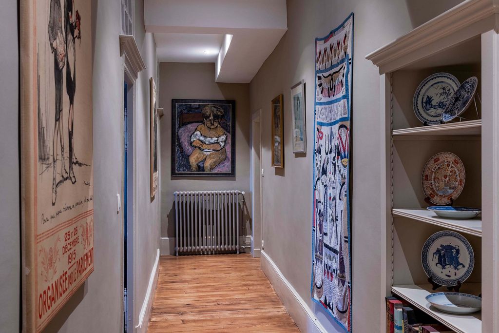 Town House in Saulieu gallery - Gallery