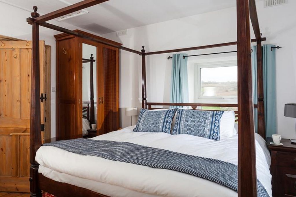 The Captain's House Sawday's