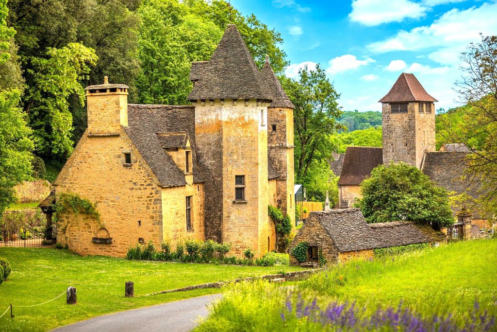 Château de Lacypierre - East wing apartment - Gallery