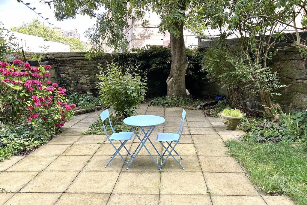Garden Apartment, St Bernard's Crescent Sawday's