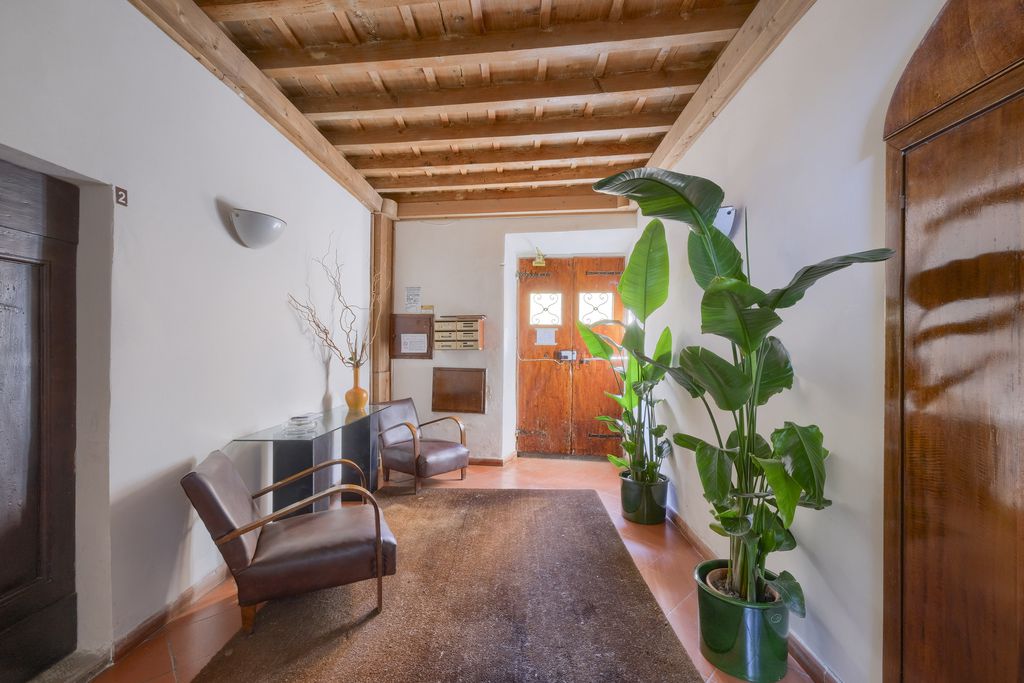Florence by Frances gallery - Gallery
