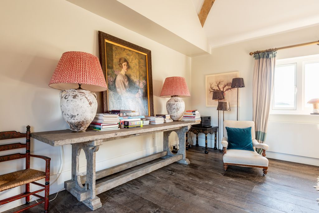 Gins Barn gallery - Gallery