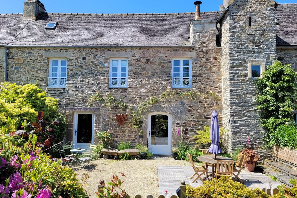 Gîte au Manoir du Plessis-Quinquis gallery - Gallery