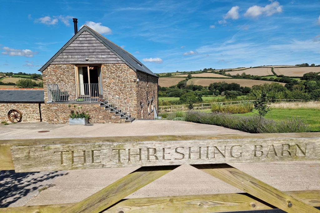 The Threshing Barn gallery - Gallery