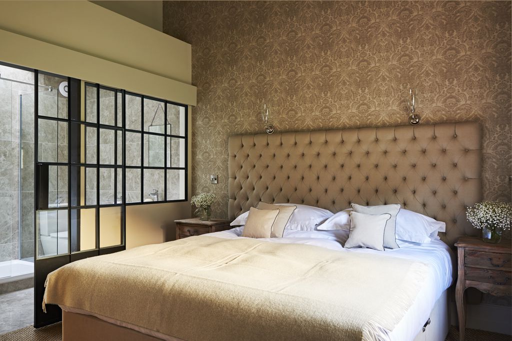 Fairoaks Barns 15 - Gallery