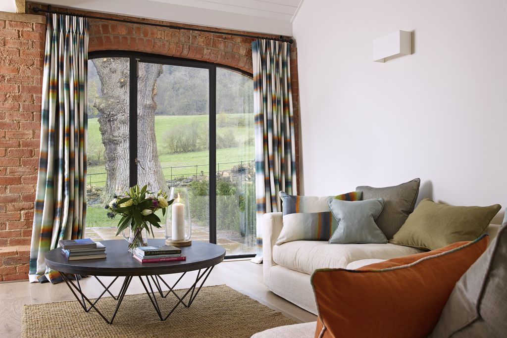 Fairoaks Barns 5 - Gallery